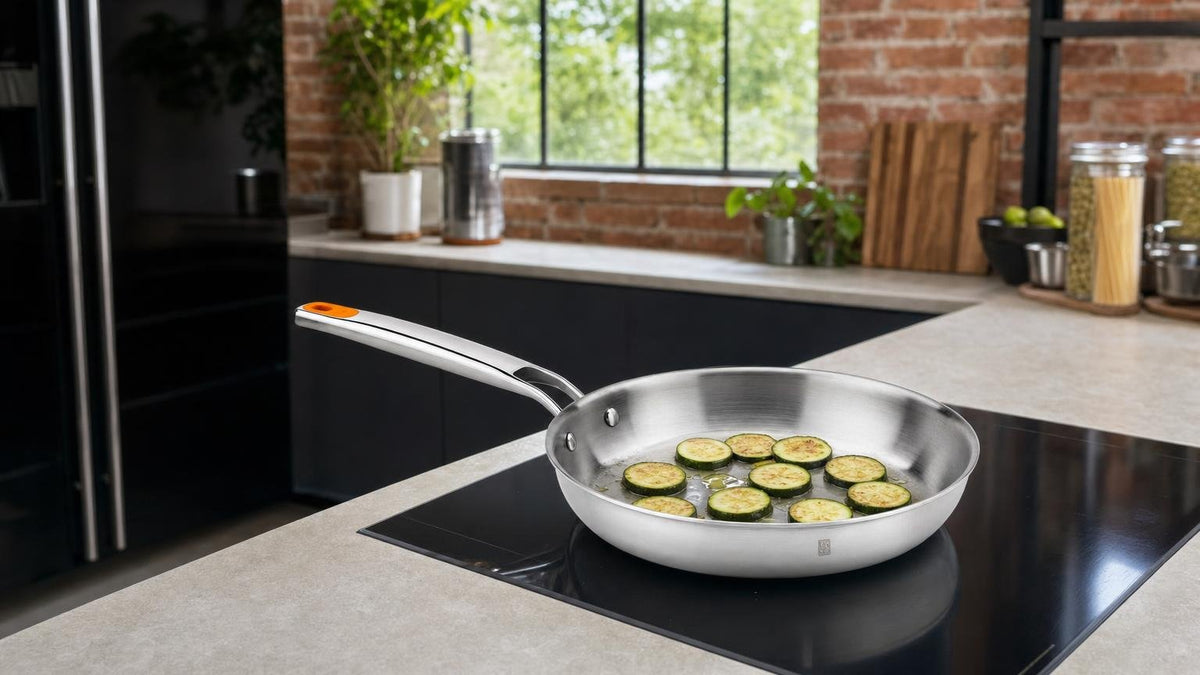 Cocinar con sartenes de acero inoxidable sin que se pegue