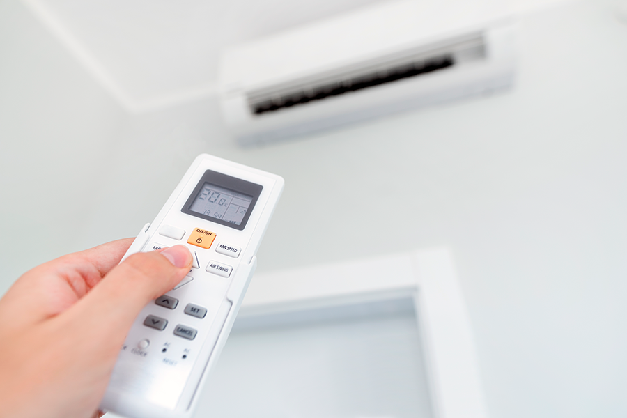cuanto-consume-un-aire-acondicionado-y-como-ahorrar-dinero-en-la-factura-de-electricidad