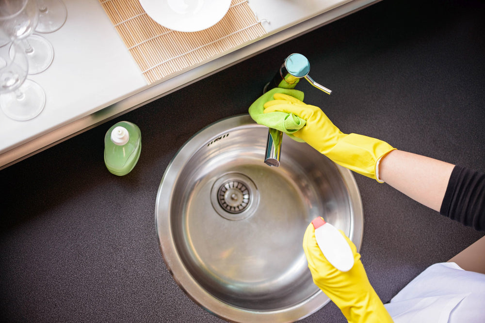 trucos-para-limpiar-el-fregadero
