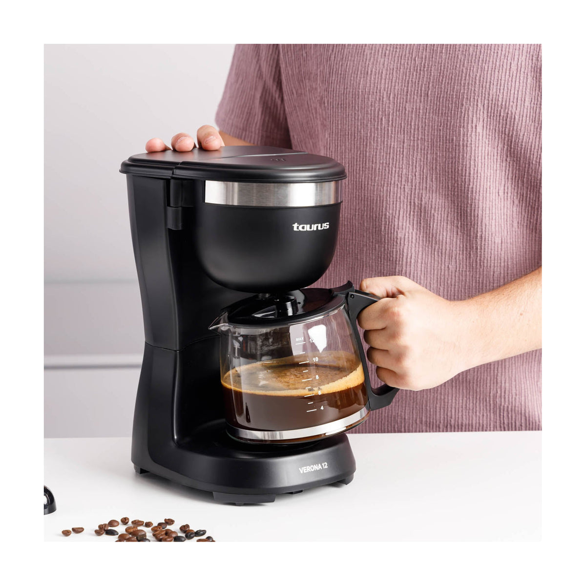 Cafetera de goteo Taurus Verona 12, 680 W y 12 tazas