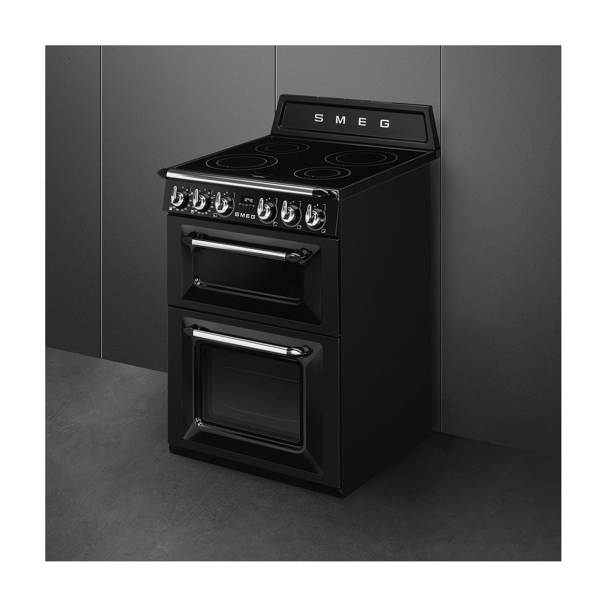 Cocina de inducción Smeg TR62IBL2 de 60 cm con doble horno, negra