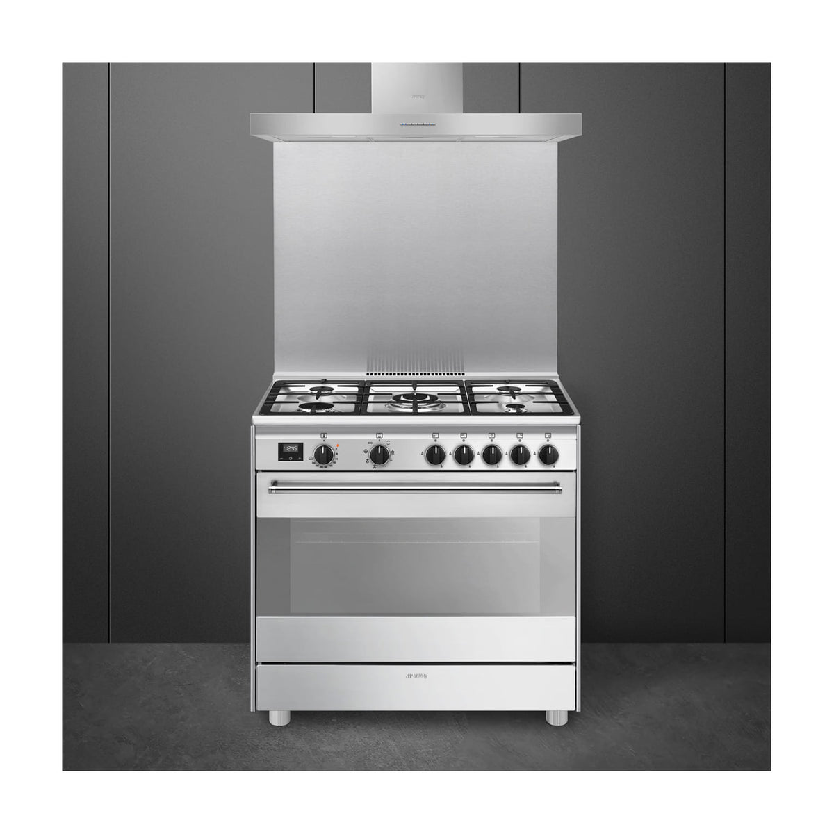 Cocina de gas Smeg BG91X2 con 5 fuegos y horno eléctrico de 115 l