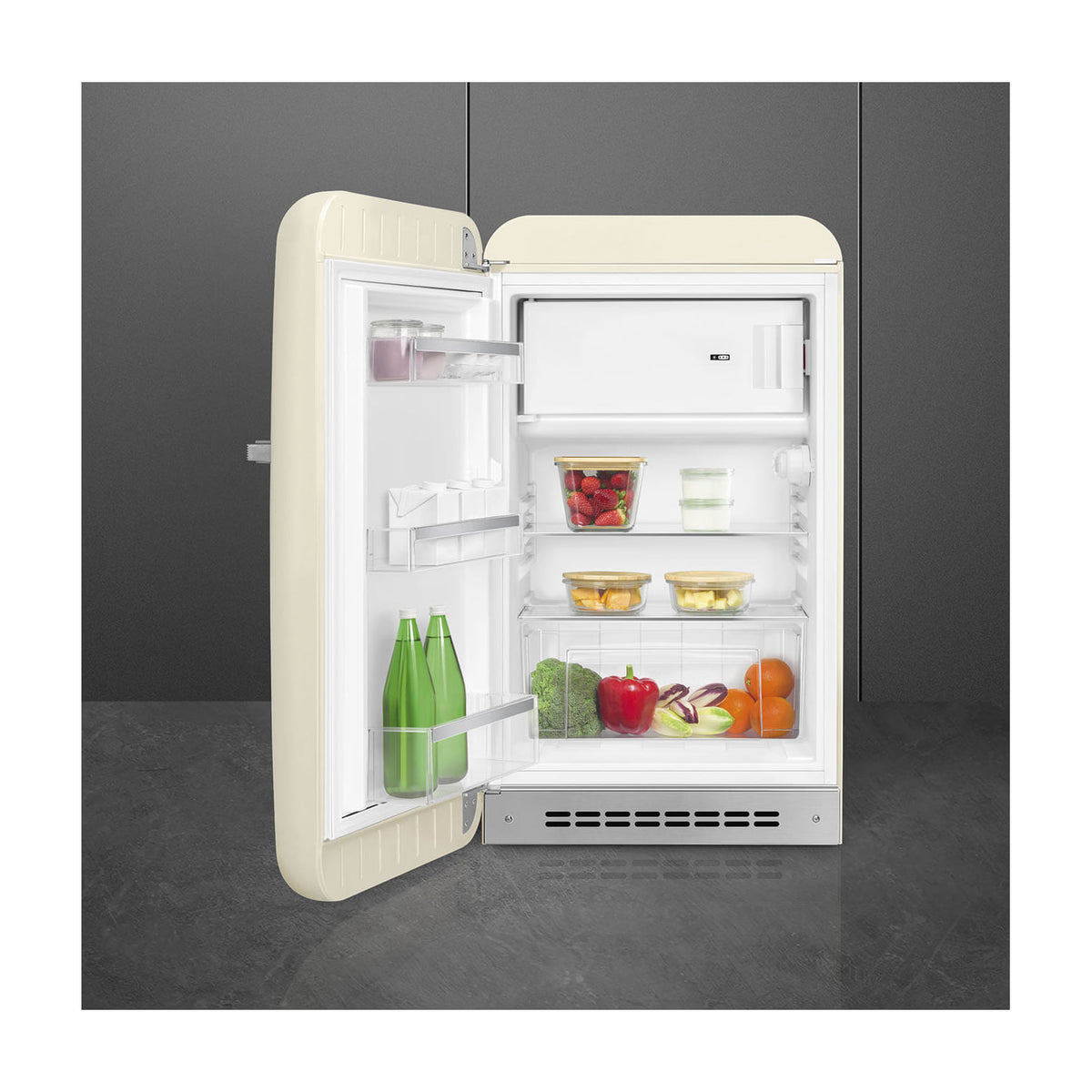 Frigorífico de una puerta Smeg FAB10LCR6, crema, 122 l