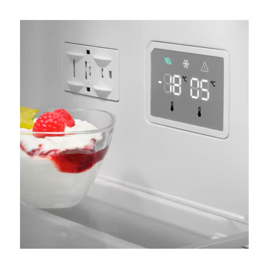 Frigorífico combi AEG ORC6N361EW de 201 cm con TwinTech Total No Frost