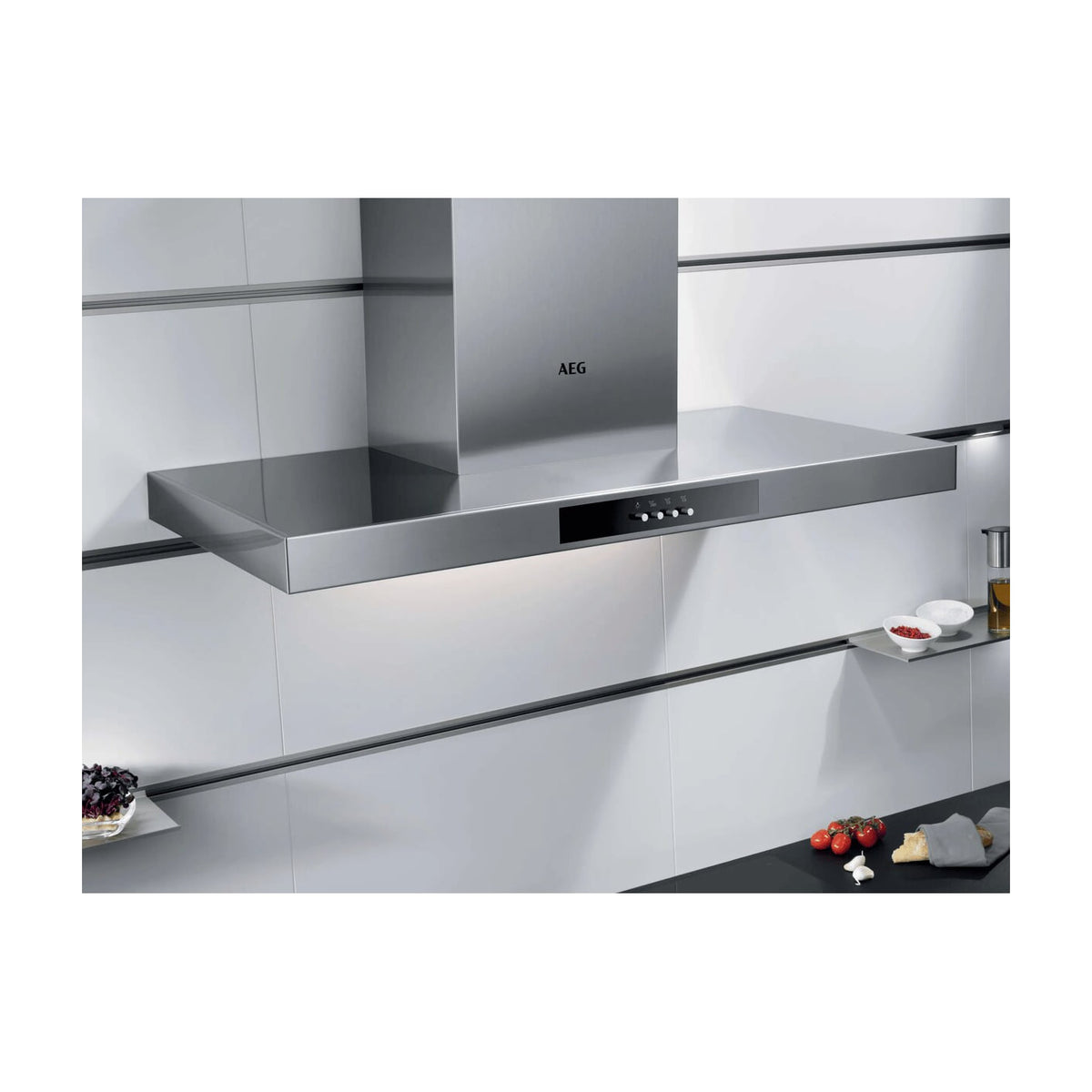 Campana decorativa AEG DBB3951M de 90 cm y 600 m³/h