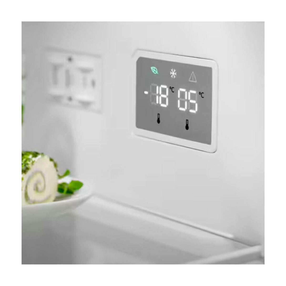 Frigorífico combi Electrolux LNT6ME36U Total No Frost, 366 l