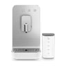 Cafetera superautomática Smeg BCC13WHMEU blanca, 19 bar y sistema de leche
