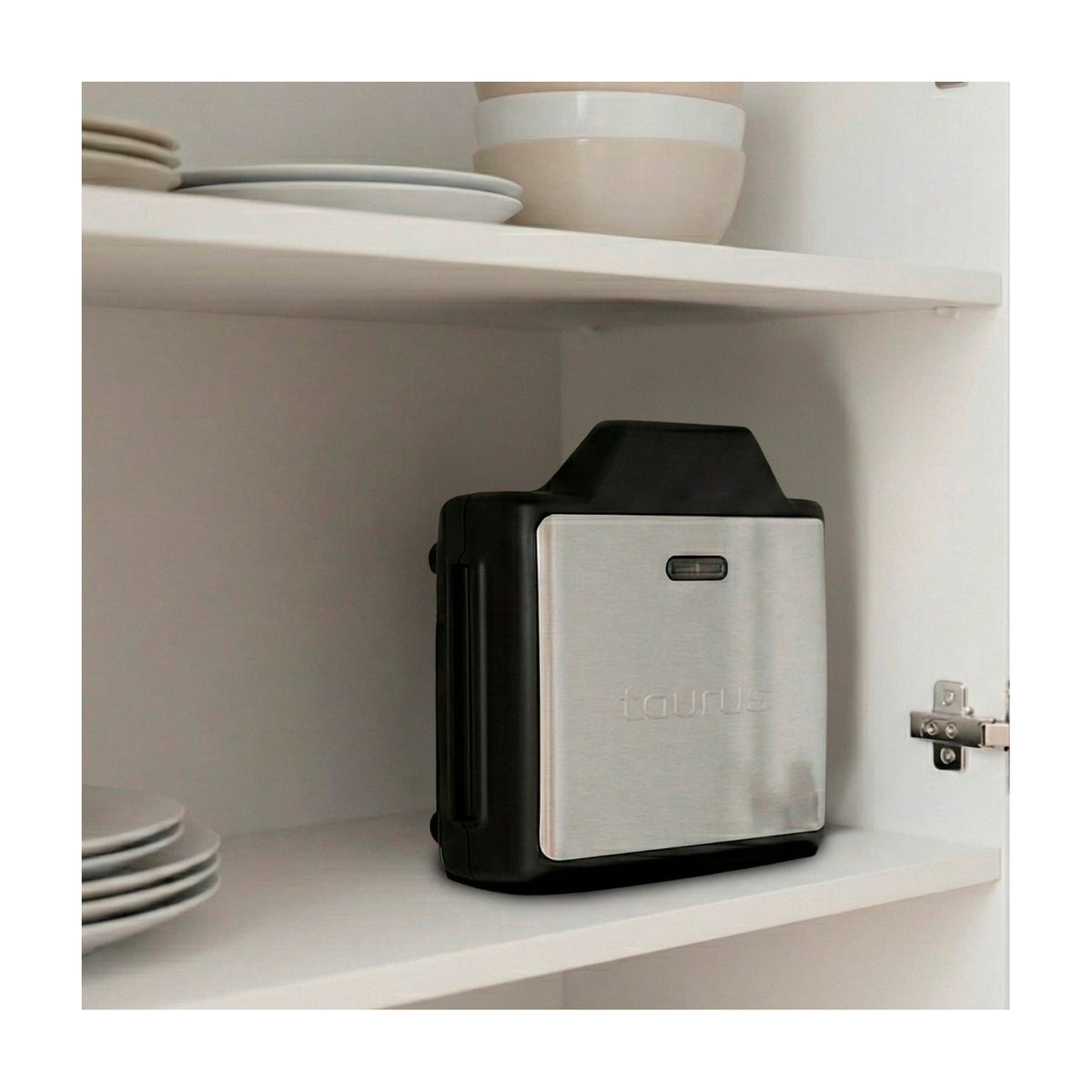 Sandwichera Taurus Miami Legend, 900 W y 3 placas intercambiables