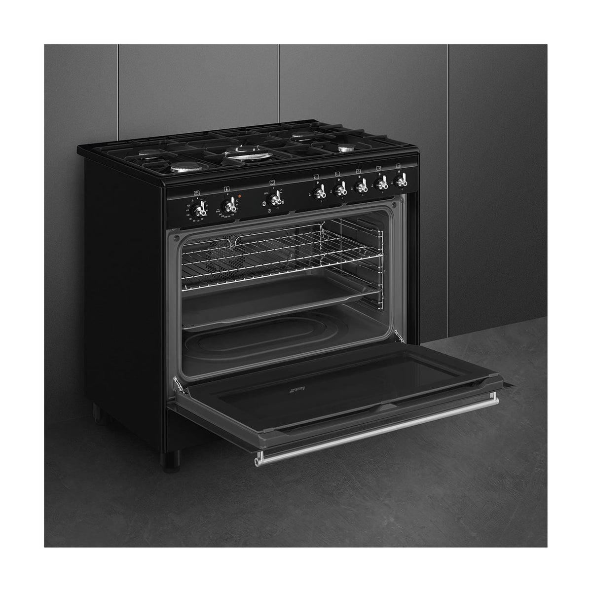 Cocina de gas Smeg CX91GMBL de 90 cm con horno eléctrico de 115 l