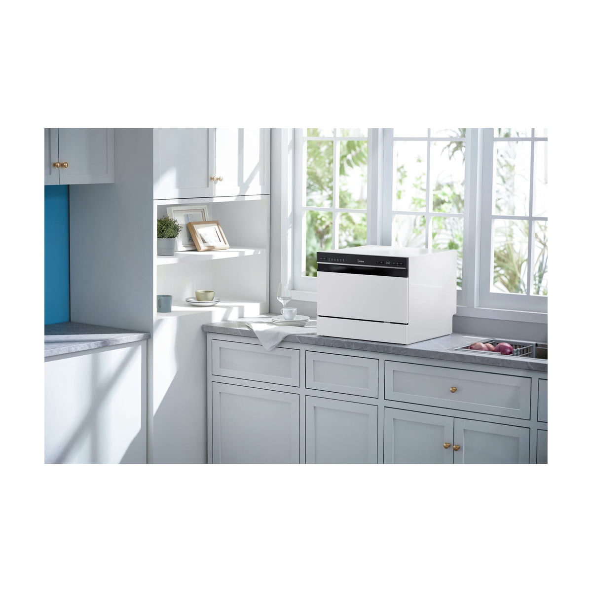 Lavavajillas compacto Midea MTD55S400W-GR de 6 cubiertos con Wi-Fi