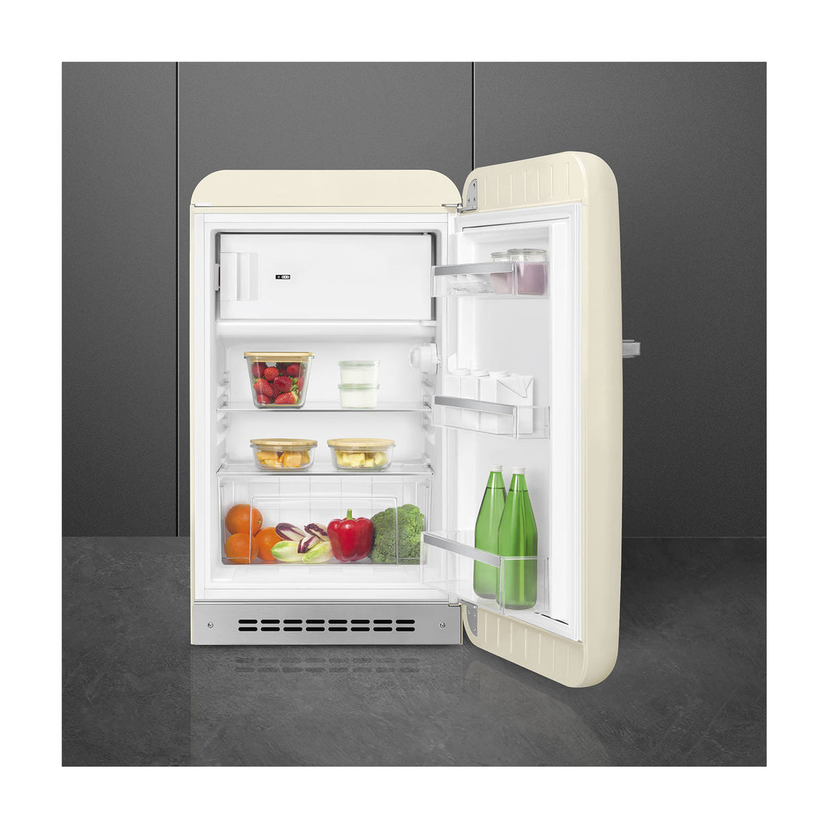 Frigorífico de una puerta Smeg FAB10RCR6, 122 l, crema