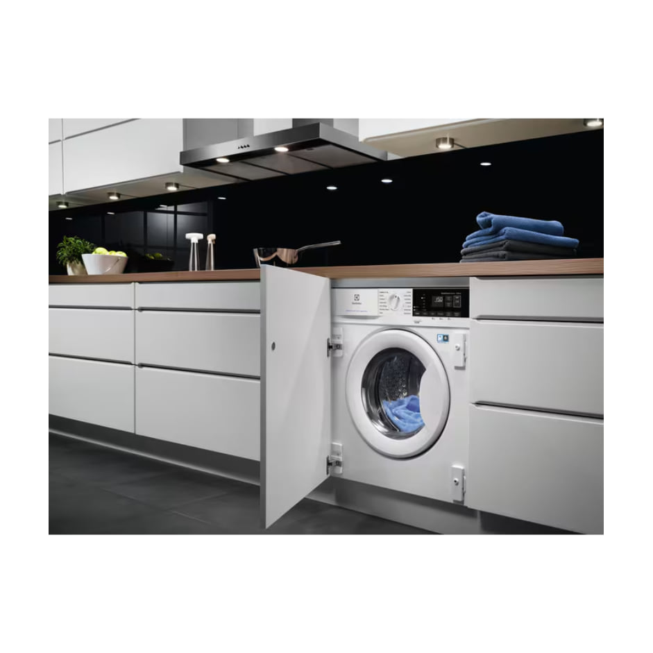 Lavasecadora integrable Electrolux EN7W4862OF de 8/4 kg y 1.600 rpm