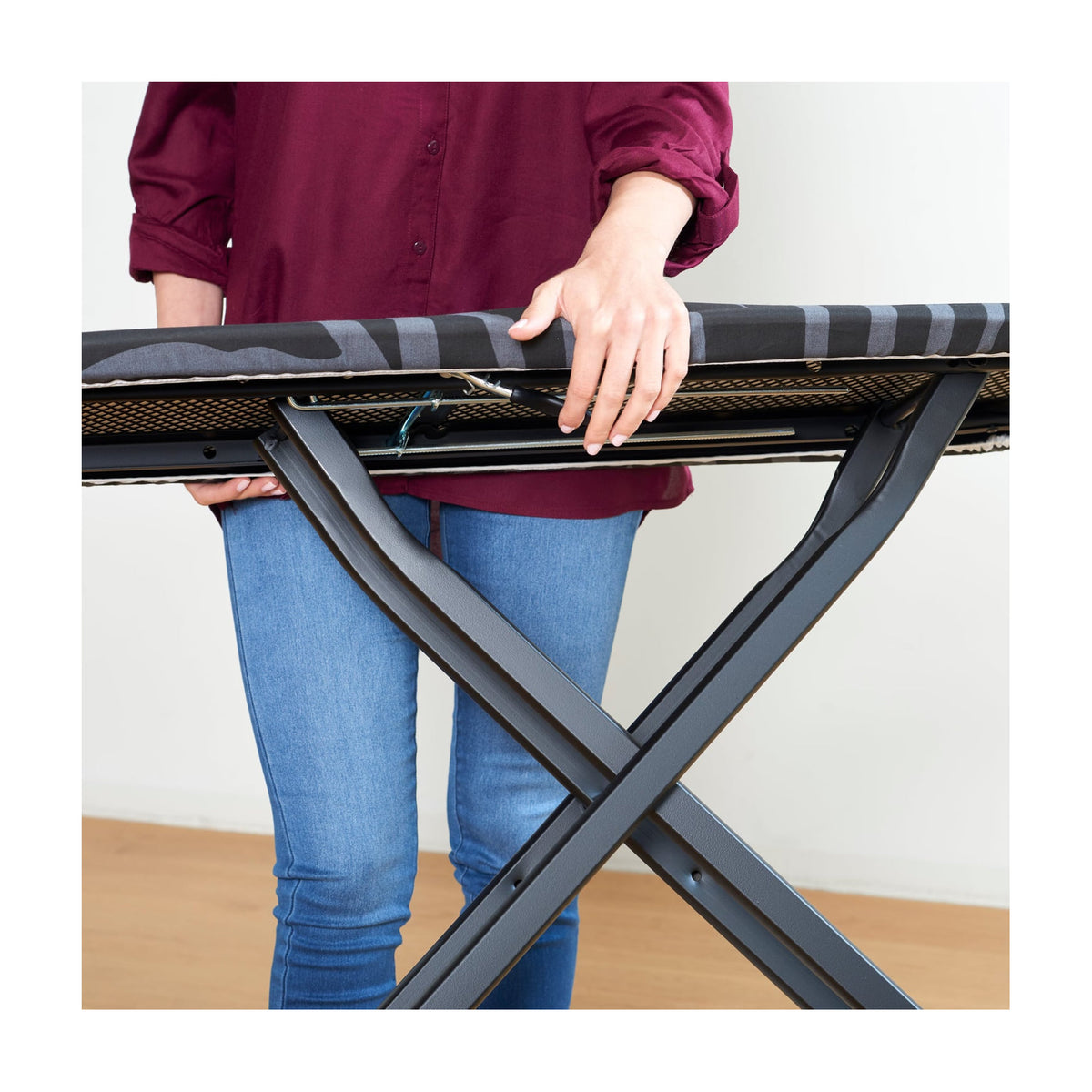 Tabla de planchar Taurus Argenta Plus, 41 x 125 cm y altura regulable hasta 93 cm