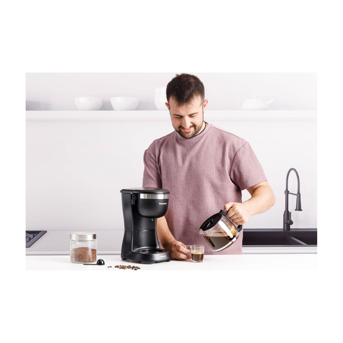 Cafetera de goteo Taurus Verona 12, 680 W y 12 tazas