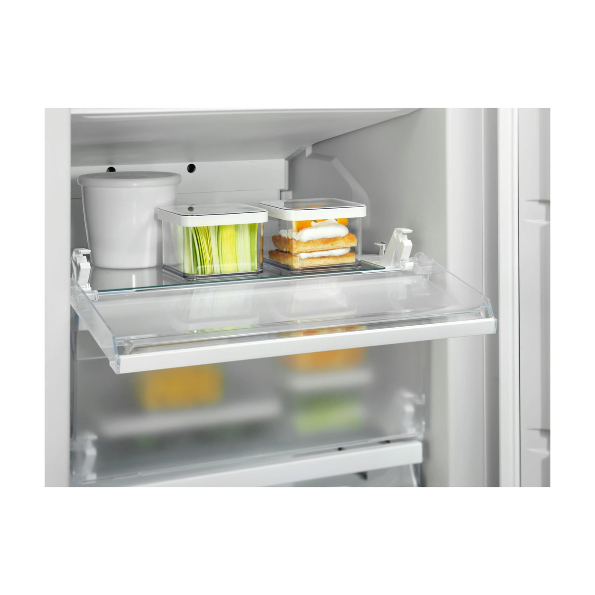 Congelador vertical Electrolux EUN7NE18S integrable, No Frost, 212 l