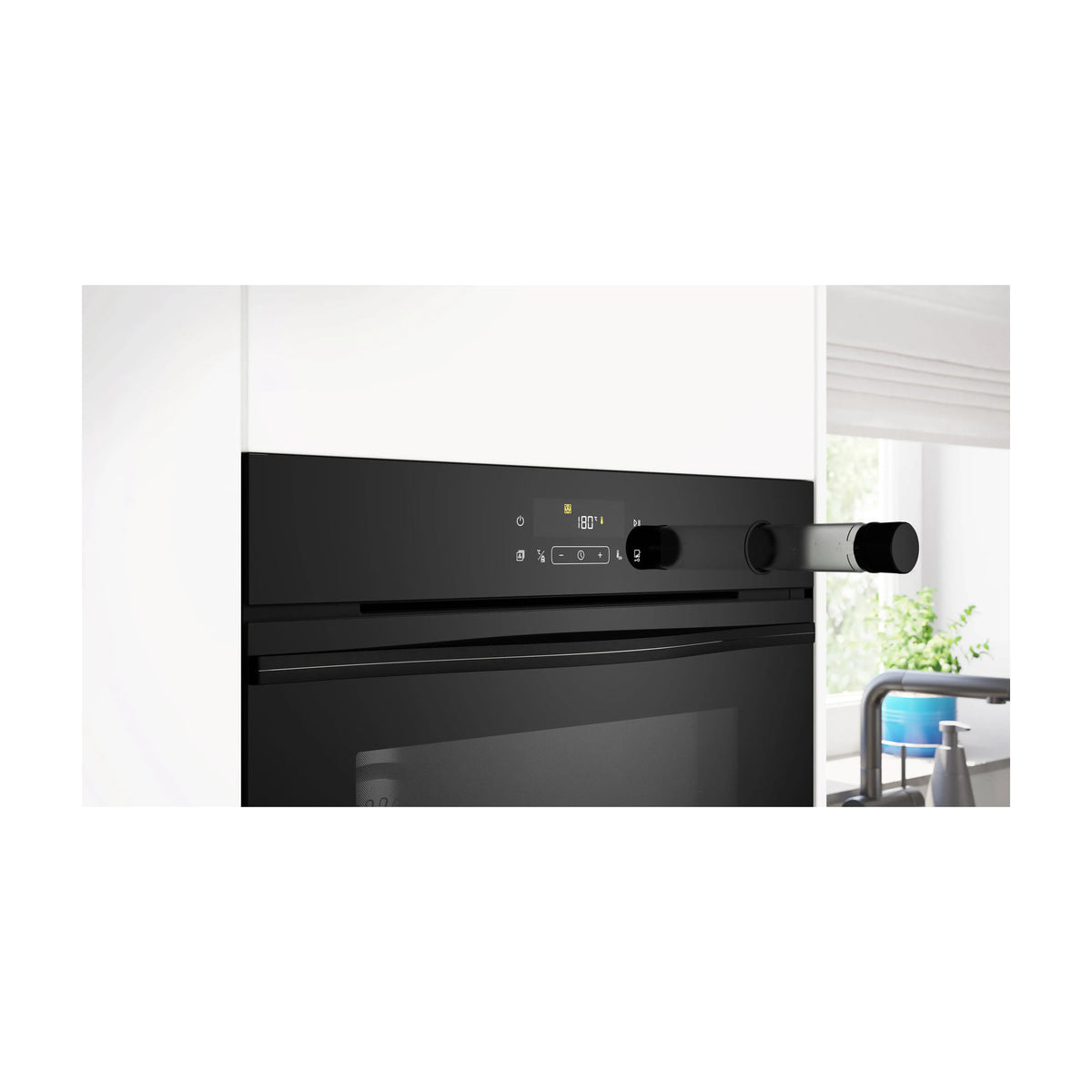 Horno multifunción Balay 3HA5829N3 de 71 l con vapor y pirólisis