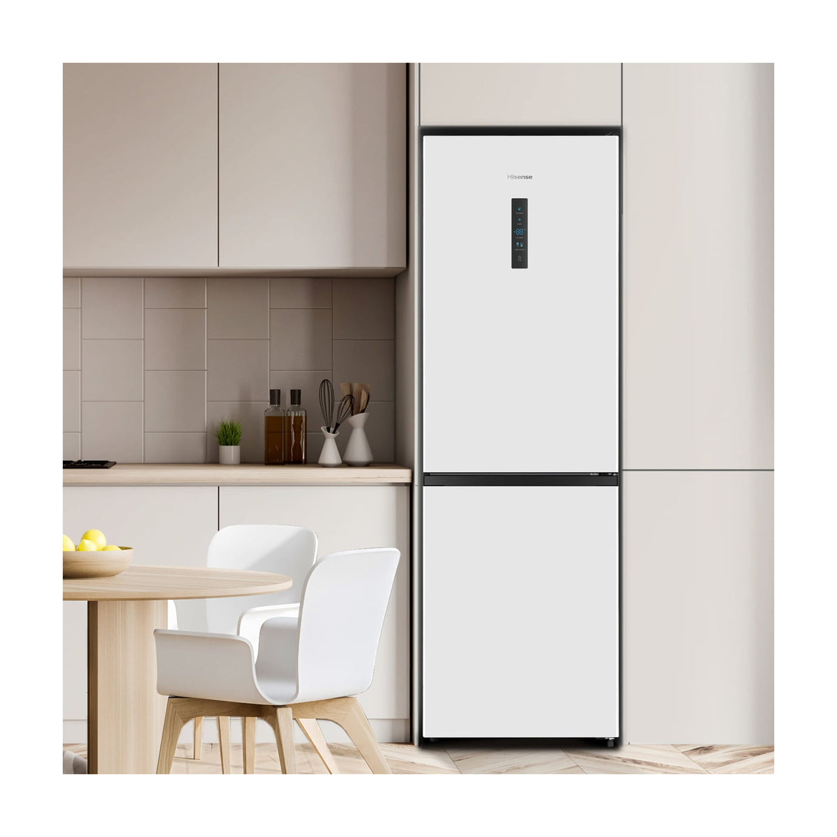 Frigorífico combi Hisense RB390N4BWC de 304 l, Total No Frost