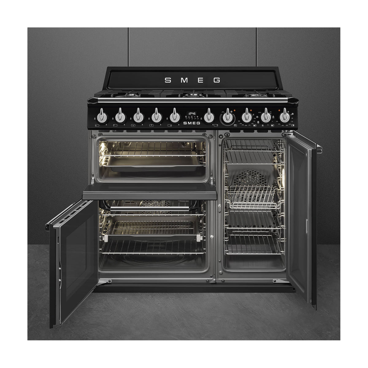 Cocina de gas Smeg TR93BL de 90 cm con tres hornos eléctricos