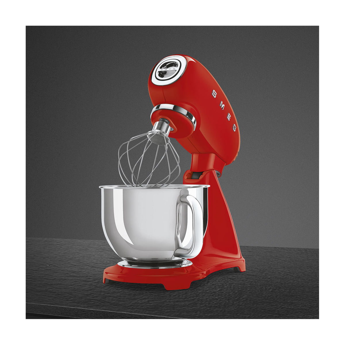 Batidora amasadora Smeg SMF03RDEU de 800 W y bol de 4,8 l