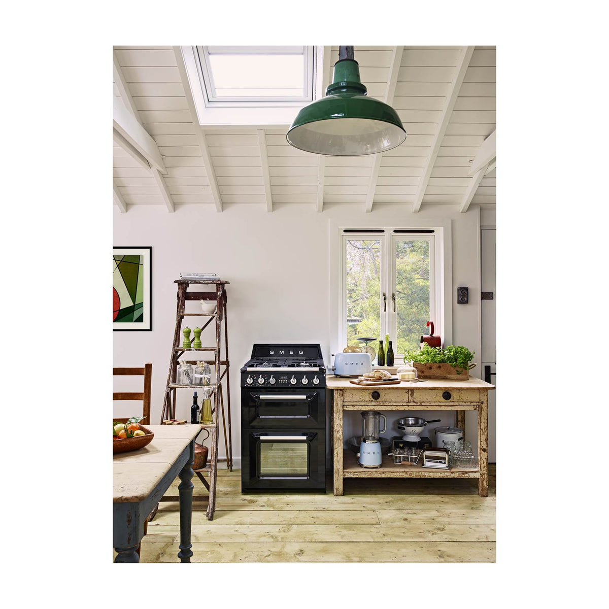 Cocina de gas Smeg TR62BL de 60 cm con dos hornos eléctricos