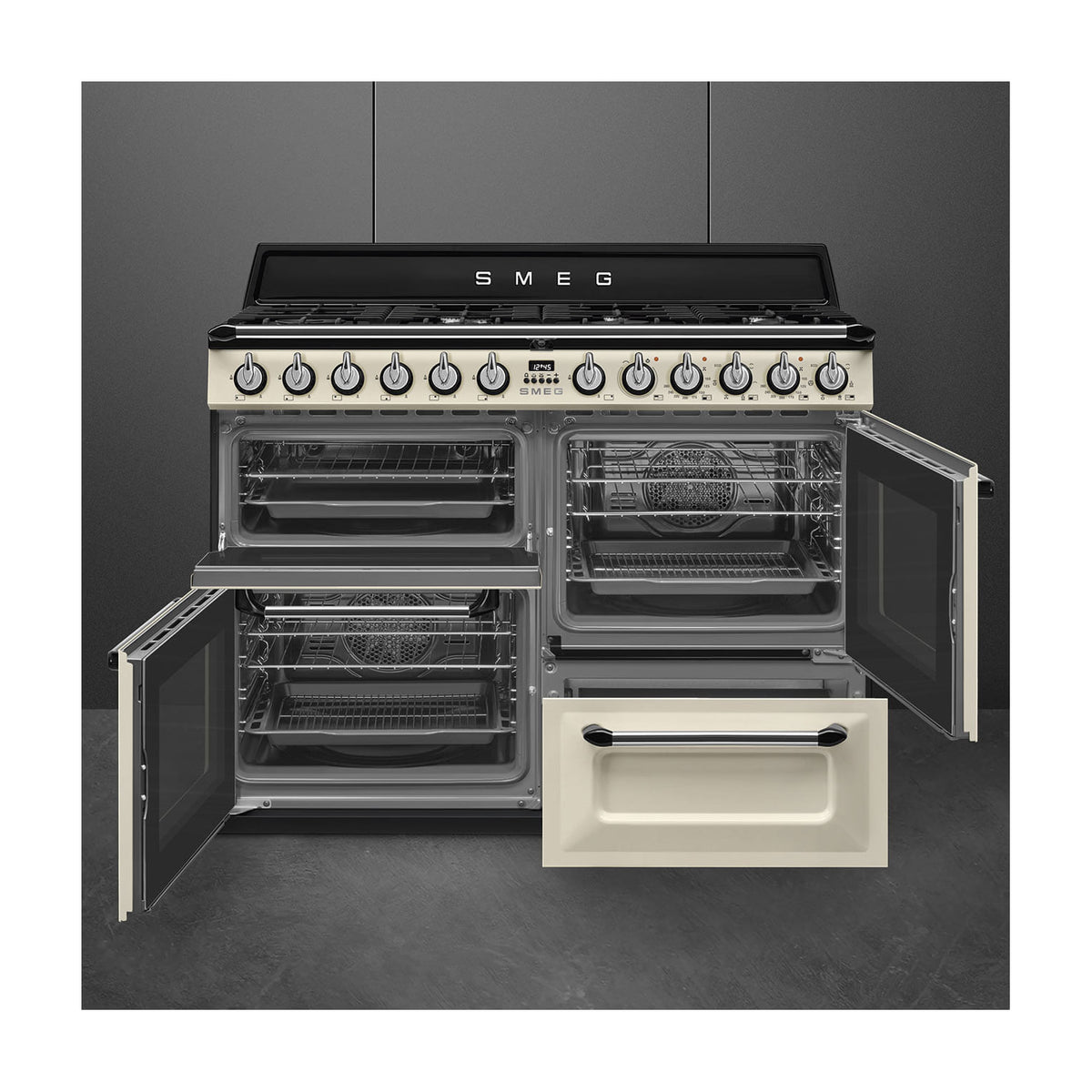 Cocina de gas Smeg TR4110P1 de 110 cm con tres hornos, crema