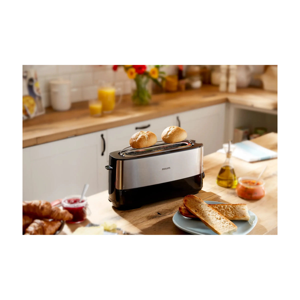 Tostadora Philips HD2692/90 de ranura larga y 8 niveles de tostado