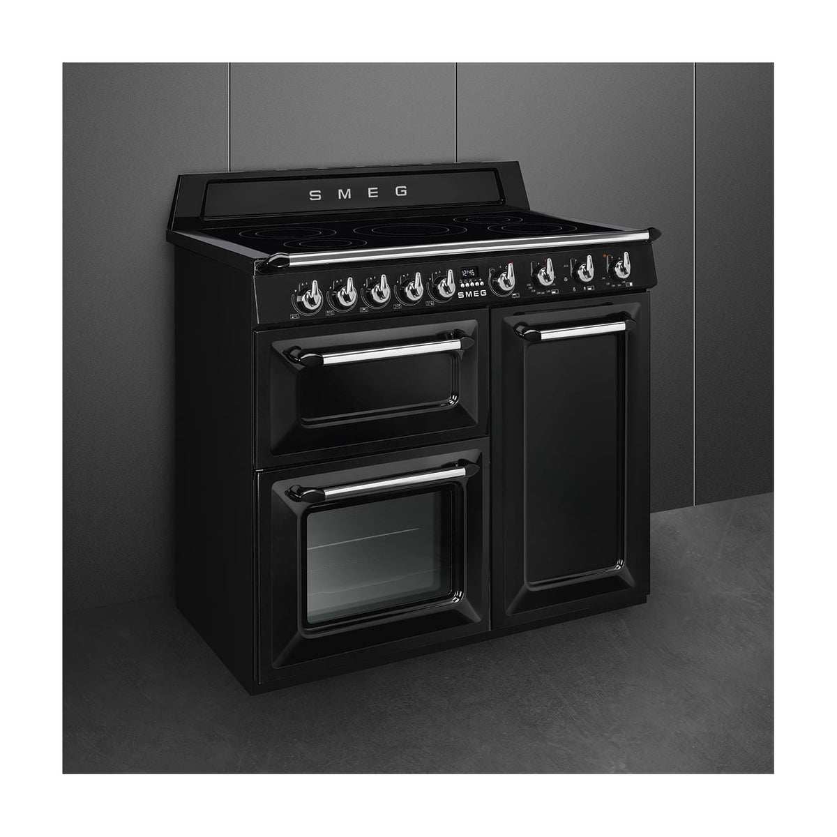 Cocina de inducción Smeg TR103IBL2, 100 cm y tres hornos, negra