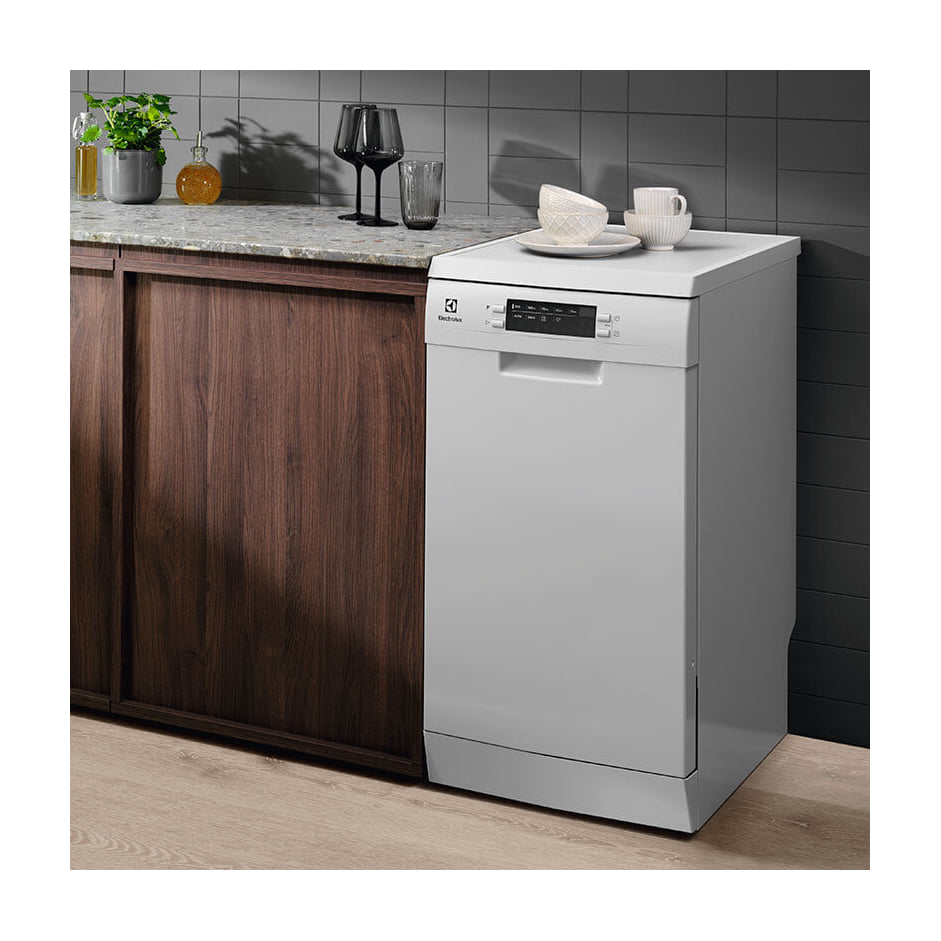 Lavavajillas Electrolux ESS42220SW de 45 cm y 9 cubiertos