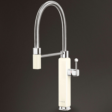 Grifo de cocina Smeg MDF50CR Crema (2)