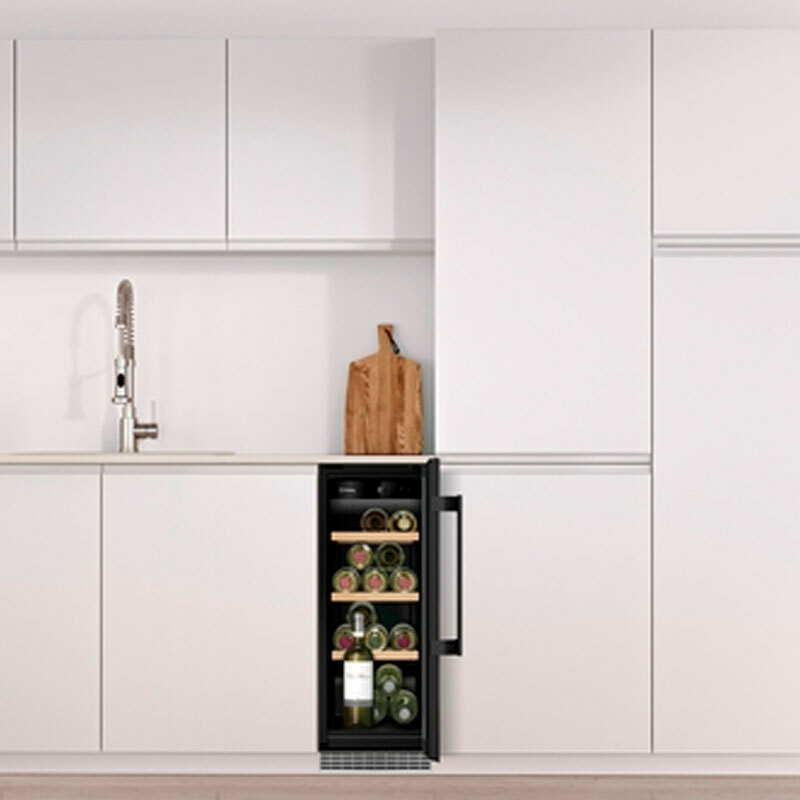 Vinoteca integrable Balay 3WUF073B Negra (2)