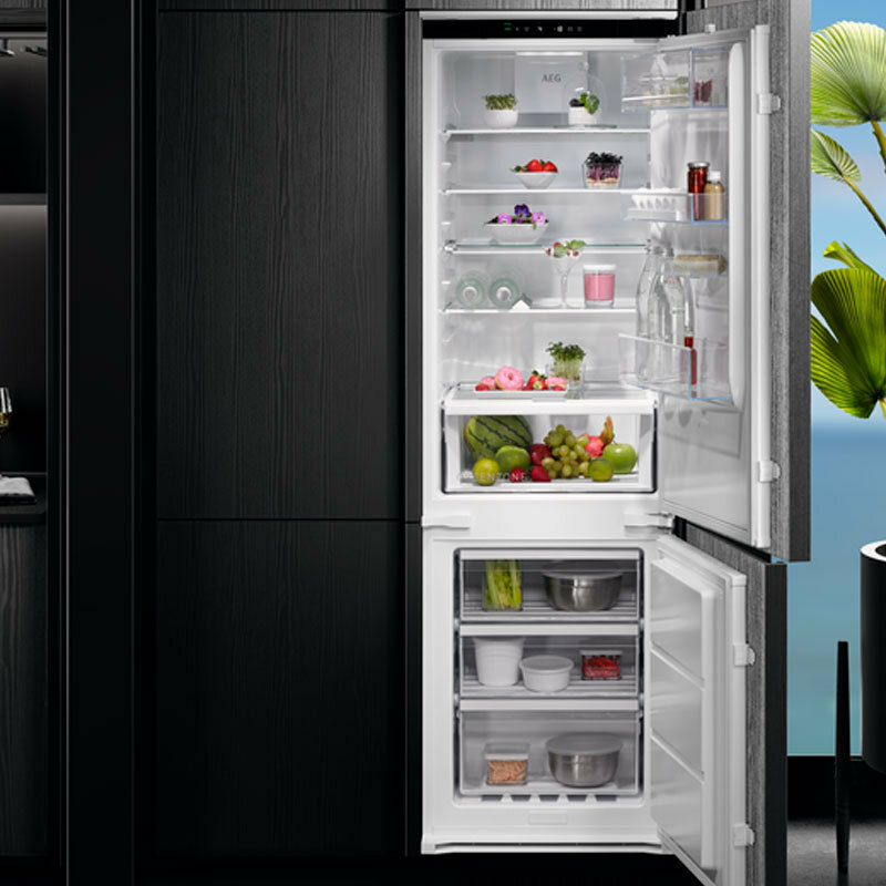 Frigorífico Combi integrable AEG OSC7G181ES (8)