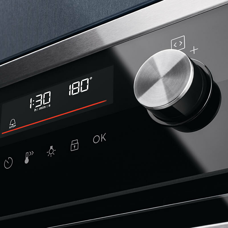 Horno Electrolux CKM806CX Negro (3)