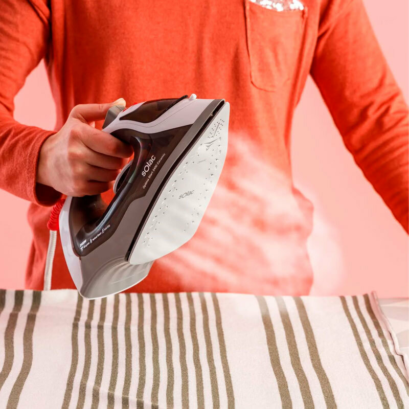 Plancha de vapor Solac PV2400 (3)