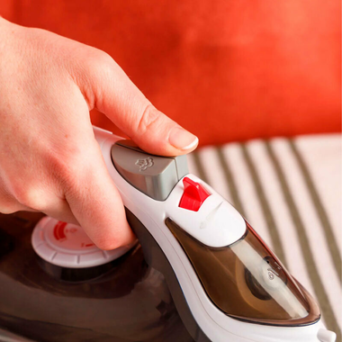 Plancha de vapor Solac PV2400 (8)