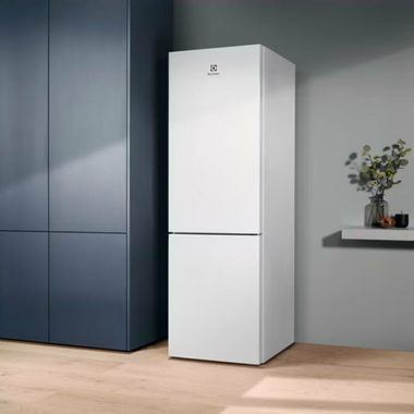 Frigorífico Combi Electrolux LNT5ME32W1 Blanco (7)