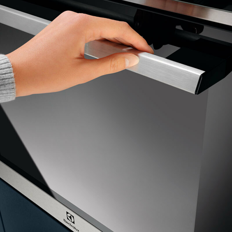 Horno Electrolux EOB8S39X Negro (6)