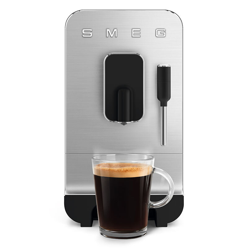 Cafetera Superautomática Smeg BCC12BLMEU (4)