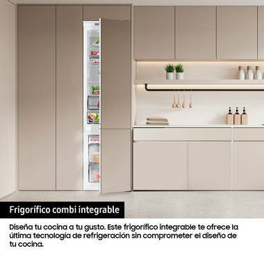 Frigorífico Combi integrable Samsung BRB70F26DES0EF (3)