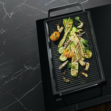 Placa Inducción AEG TO63IQ0BIB 60 cm (2)