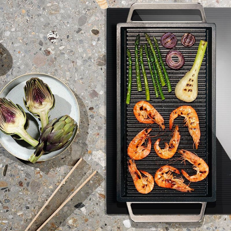 Placa Inducción Electrolux LIV63340CK 60 cm (2)