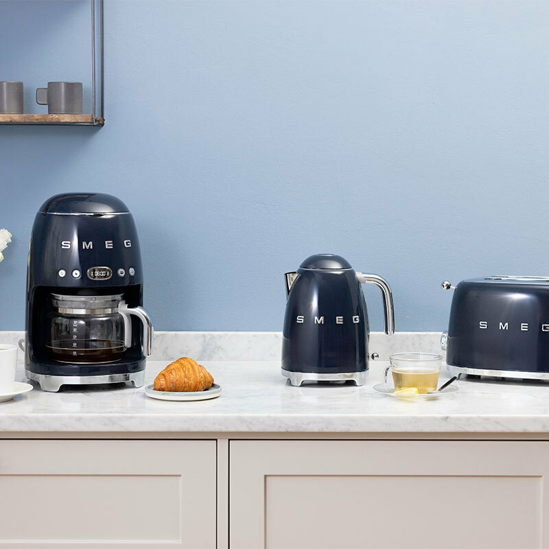 Tostador Smeg TSF01NBEU Azul Marino (6)