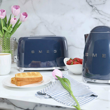 Hervidor Agua Smeg KLF03NBEU Azul Marino (6)