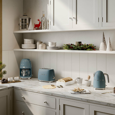 Hervidor Agua Smeg KLF03SBMEU Azul Tormenta mate (6)