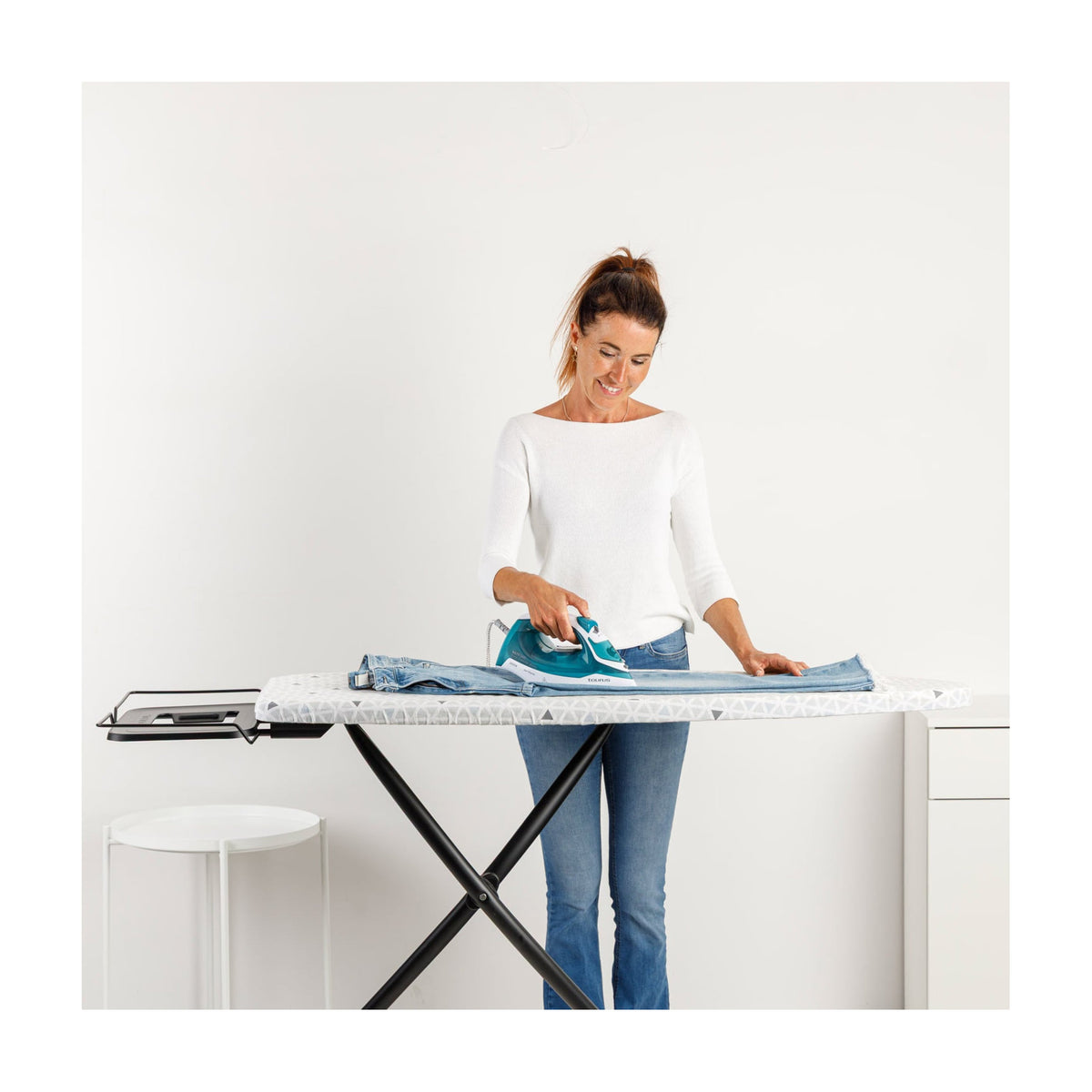 Plancha de vapor Taurus Baltic 2400 de 2400 W con depósito de 250 ml