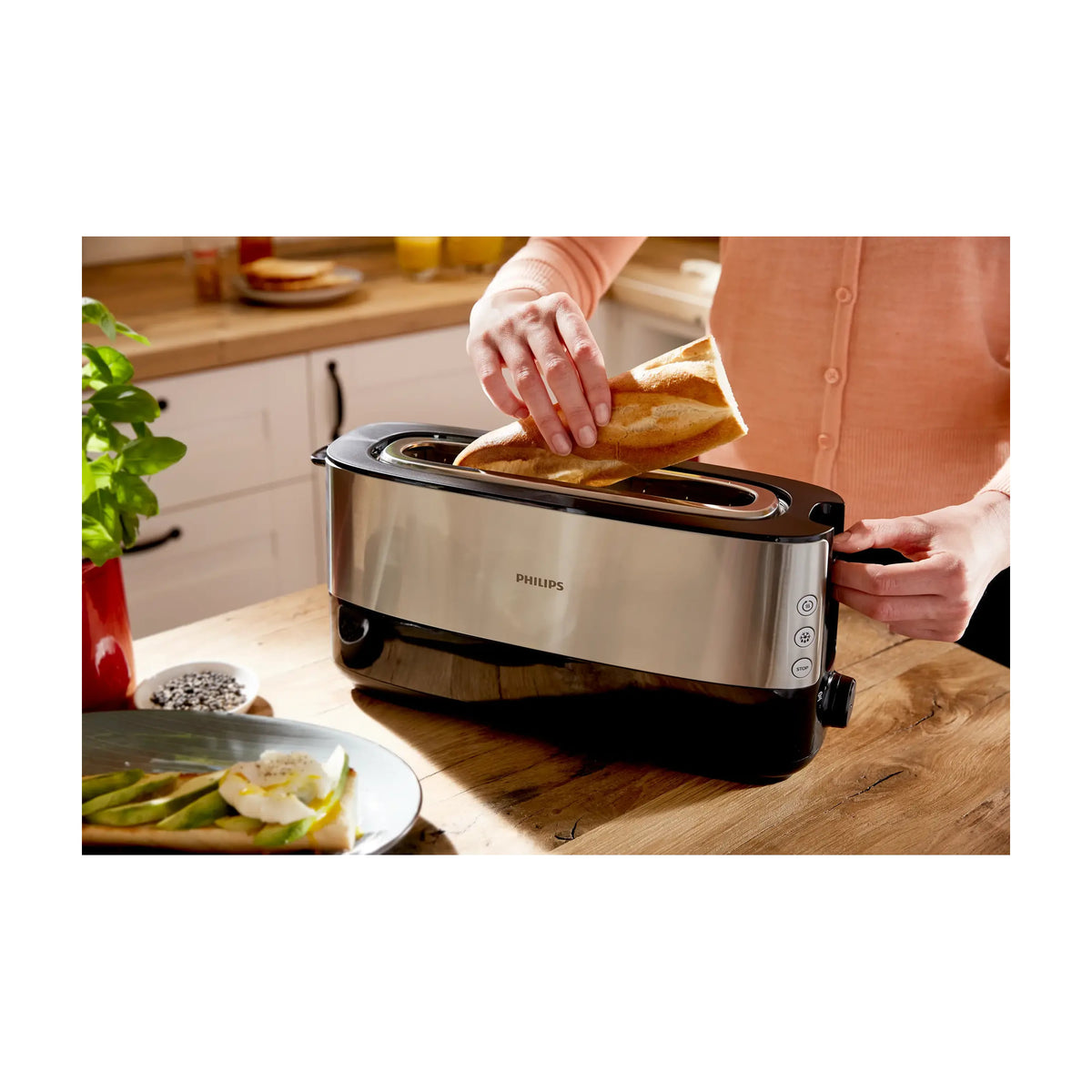 Tostadora Philips HD2692/90 de ranura larga y 8 niveles de tostado