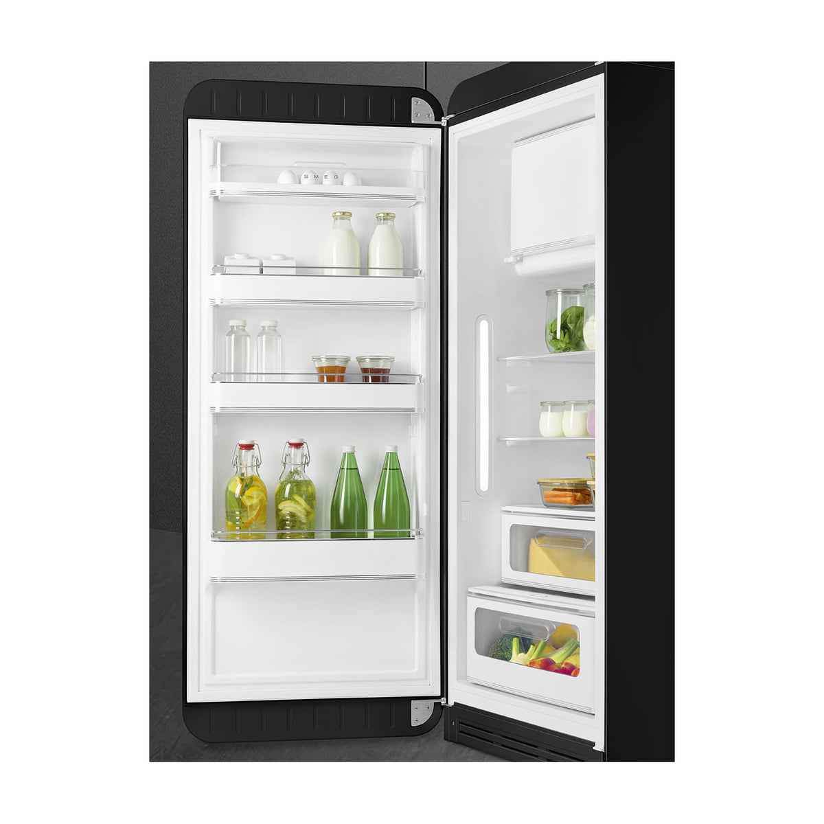 Frigorífico de una puerta Smeg FAB28LBL6 negro, 270 l, clase C