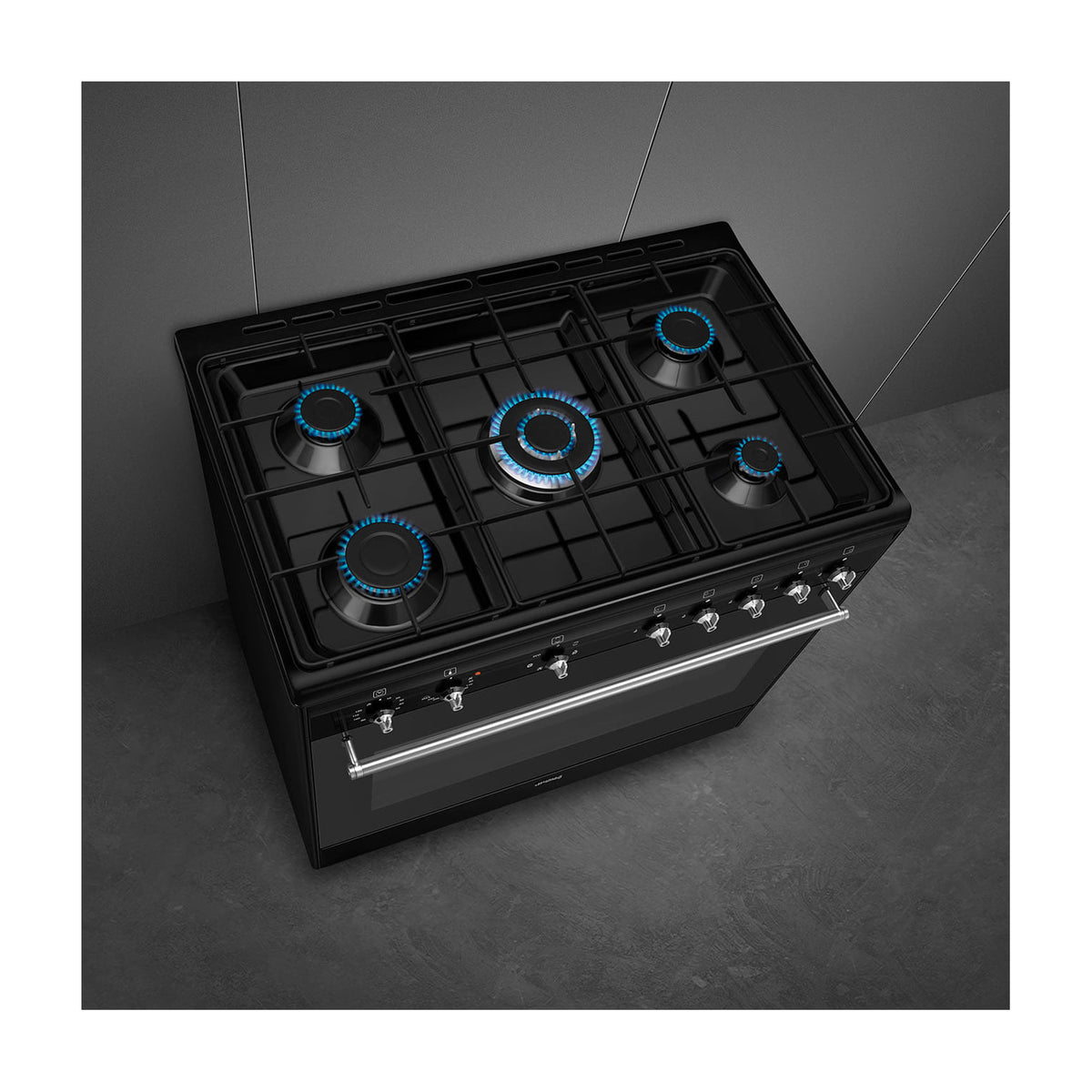 Cocina de gas Smeg CX91GMBL de 90 cm con horno eléctrico de 115 l
