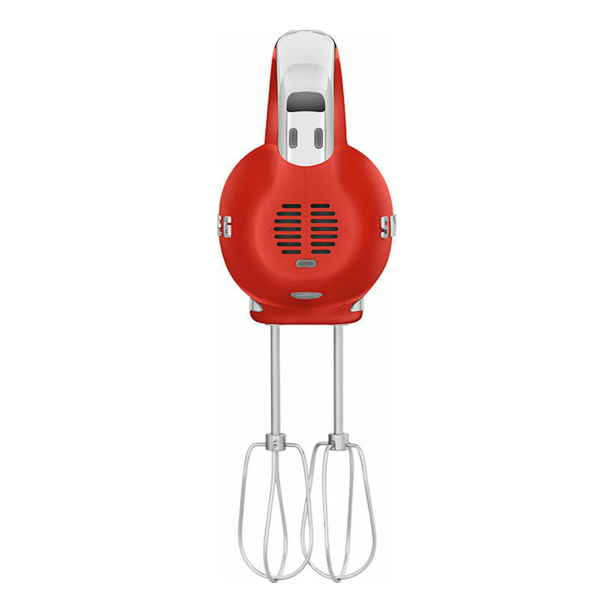 Batidora de mano Smeg HMF01RDEU roja, vista frontal, con dos varillas batidoras sobre fondo blanco.