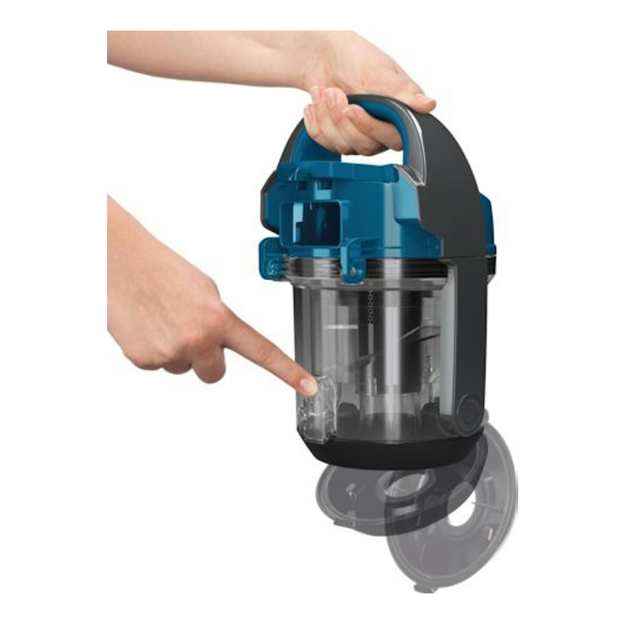Aspirador sin bolsa Bosch BGS05A220, azul y negro, vista frontal lateral, con depósito transparente y una mano.
