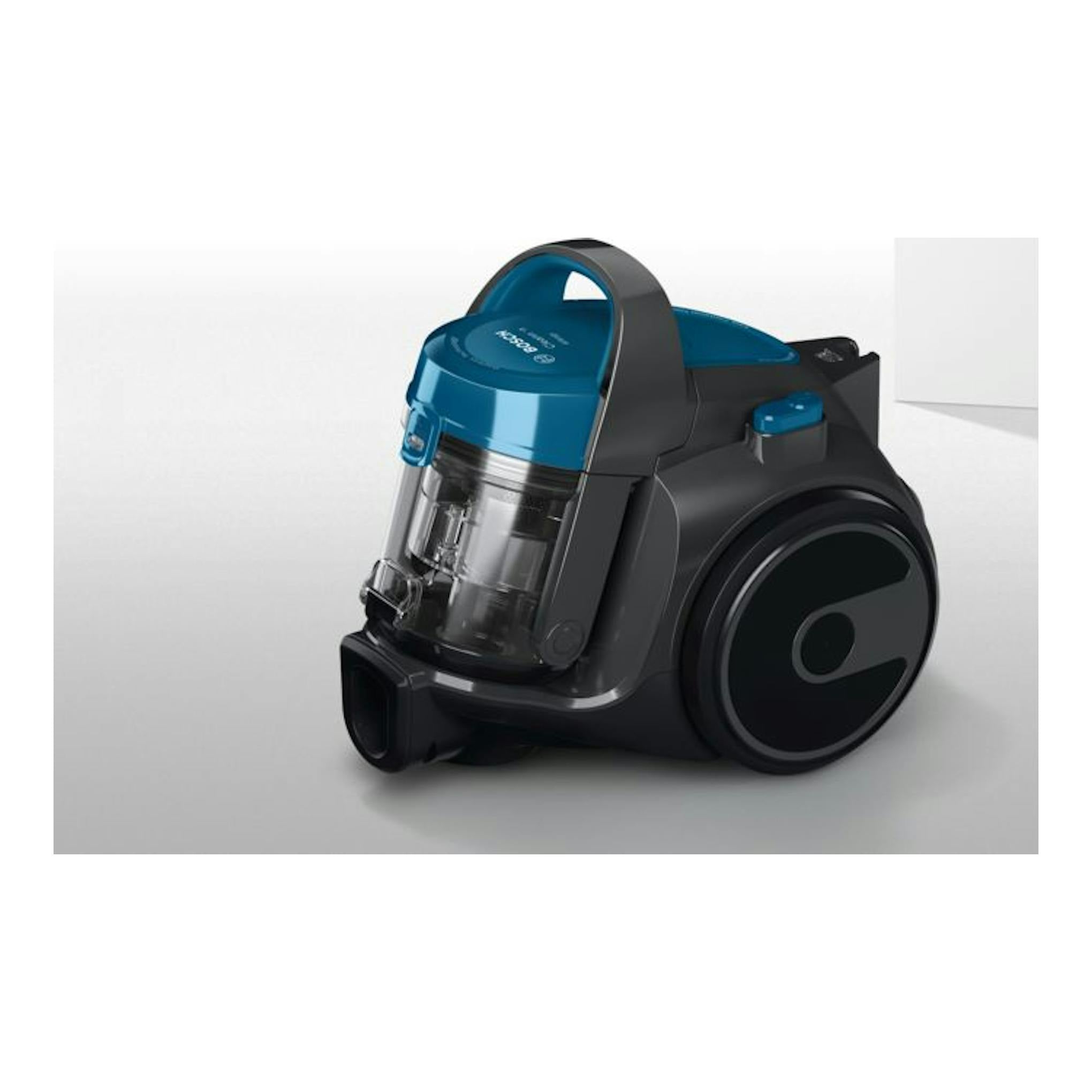 Aspirador sin bolsa Bosch BGS05A220 negro y azul, vista en tres cuartos sobre fondo blanco.